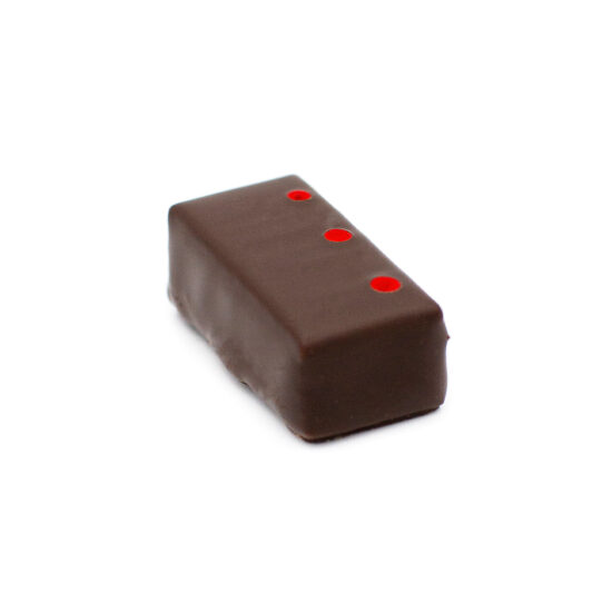 praline ganache fraise vanille, chocolat noir